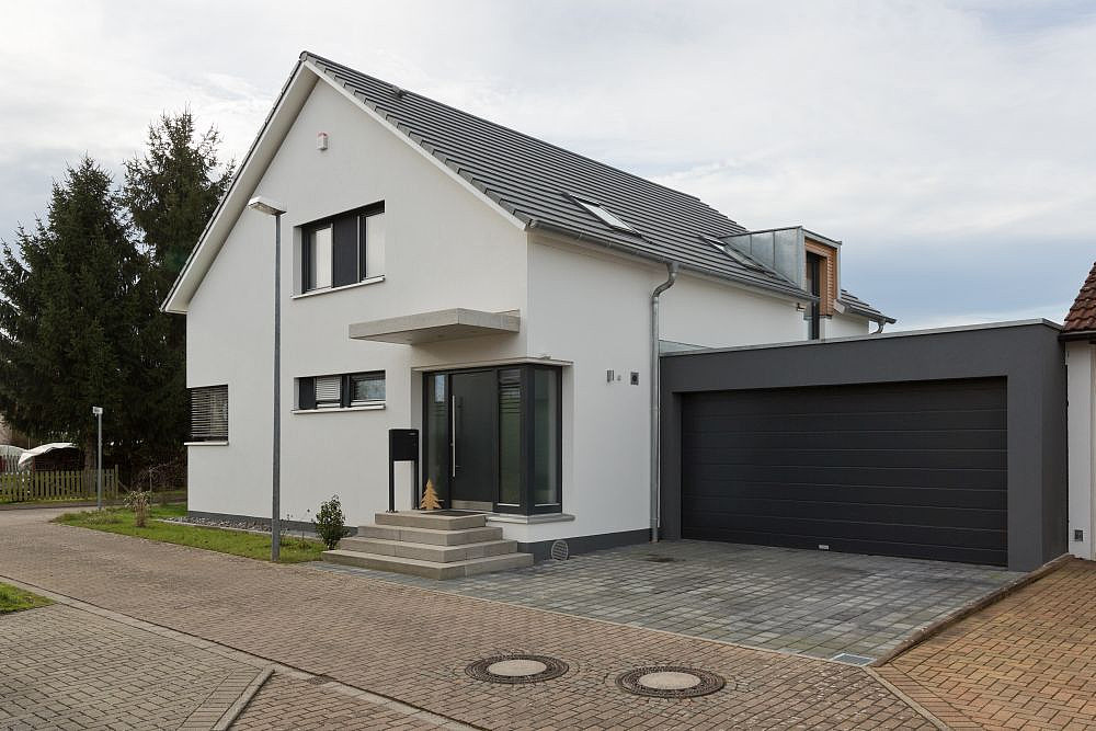 Einfamilienhaus mit Doppelgarage